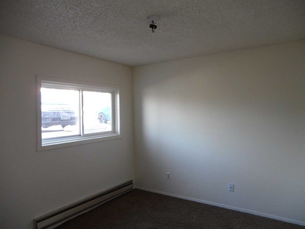 715 Beaufort Street - Photo 5 of 7