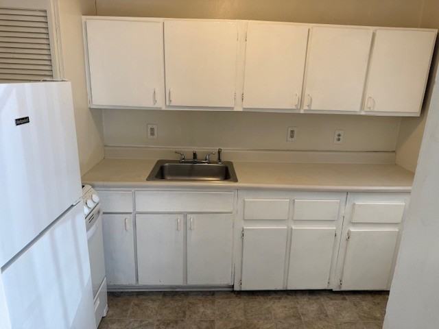 44 Delta Place - Photo 2 of 7