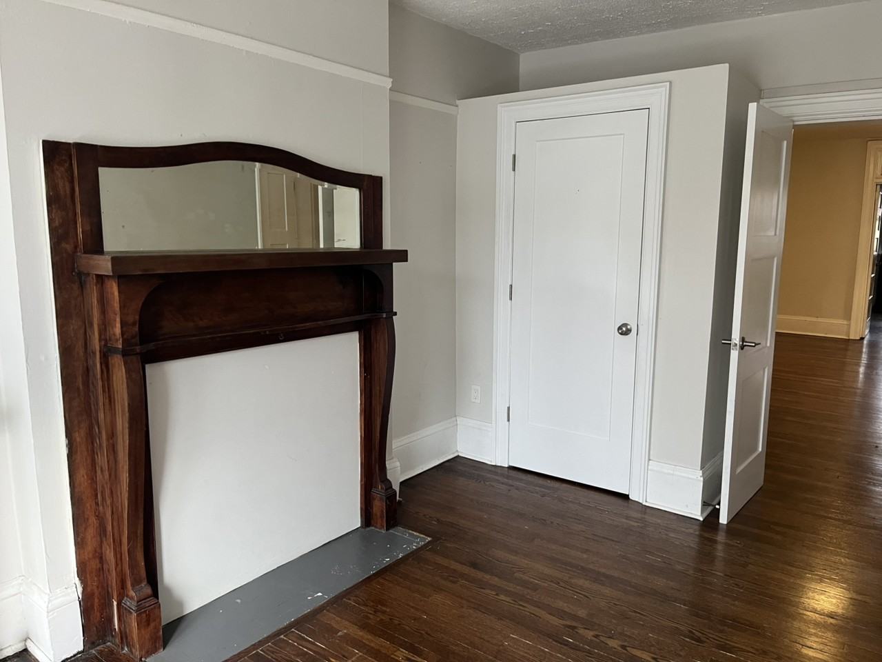 293 Roncesvalles Ave - Photo 4 of 13