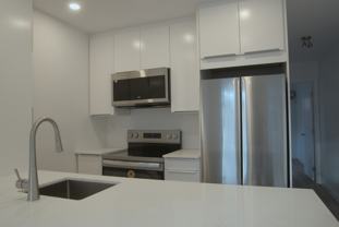 5009 Rue Cartier - Photo 1 of 1