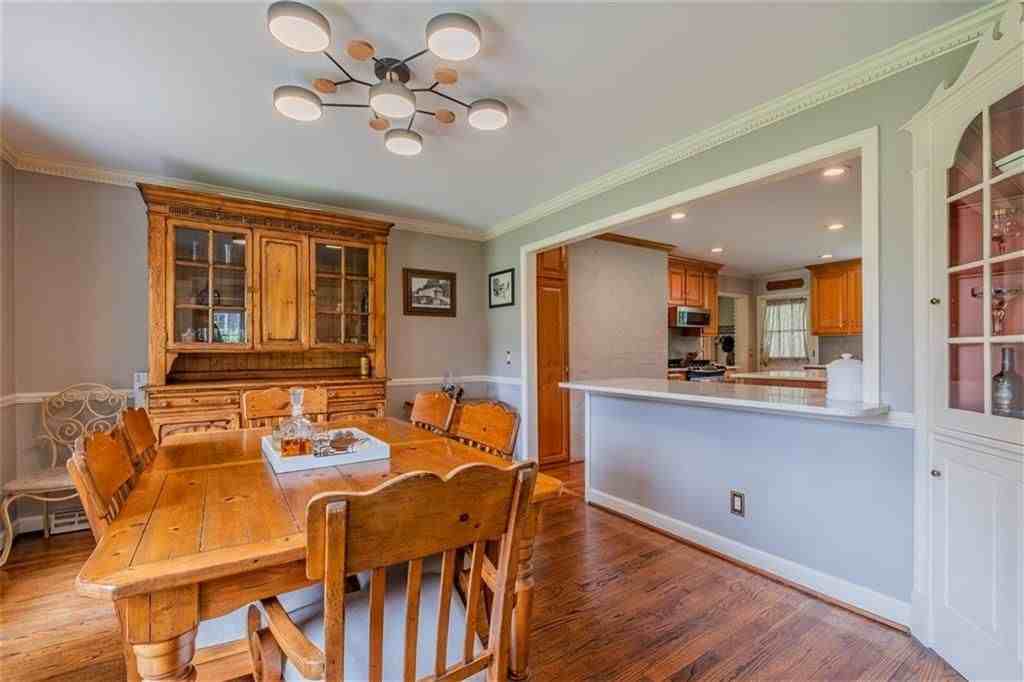 227 W Lakeshore Dr - Photo 6 of 19