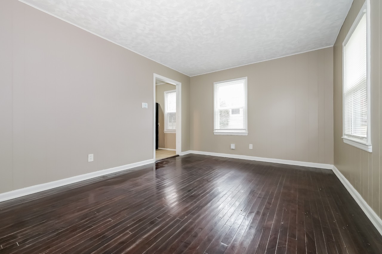 1608 W Sheley Rd - Photo 6 of 16