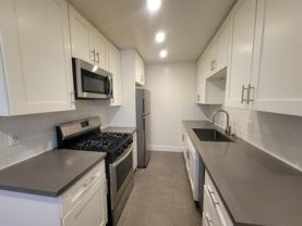 1841 S. Manhattan Pl - Photo 1 of 1