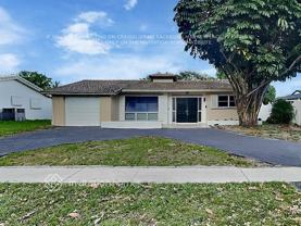 5301 Polk St - Photo 1 of 1