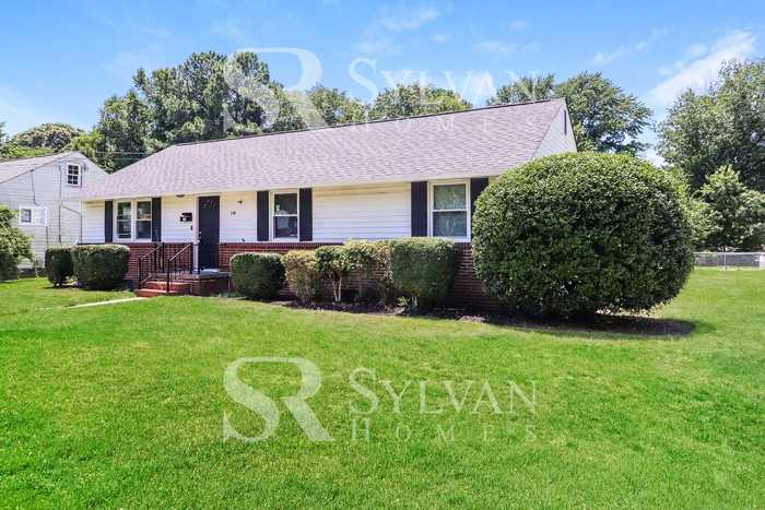 225 Cynthia Drive - Photo 2 of 15