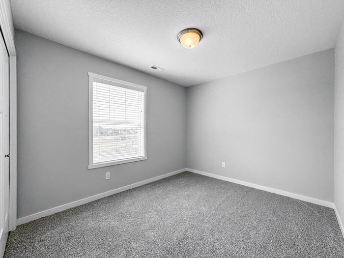 2617 Northwest Lois Lane - Photo 2 of 19