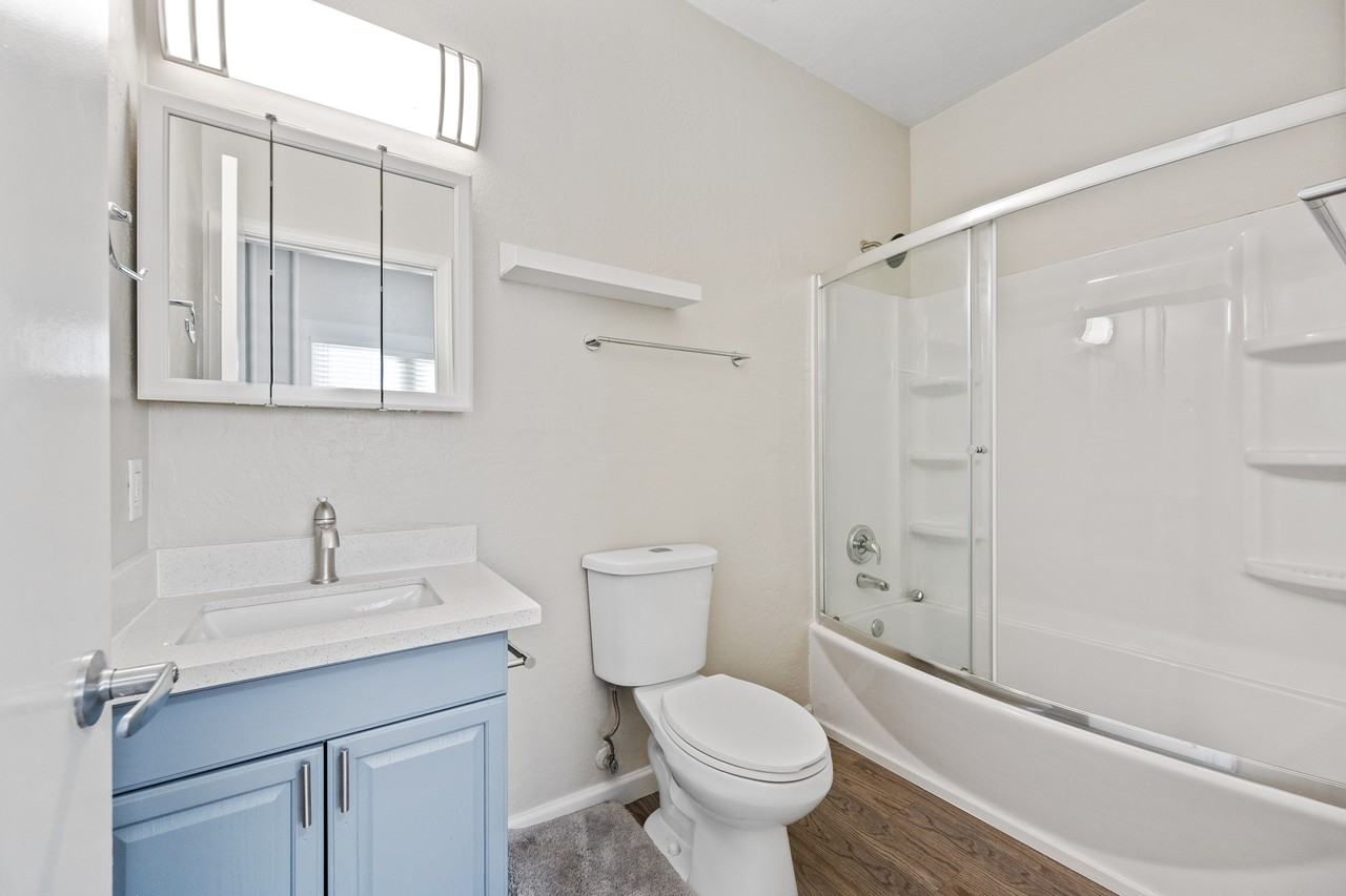 438 North 17th Avenue #B - Photo 7 of 19