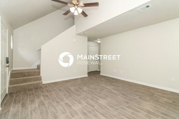 7073 Stonecreek Dr - Photo 5 of 19