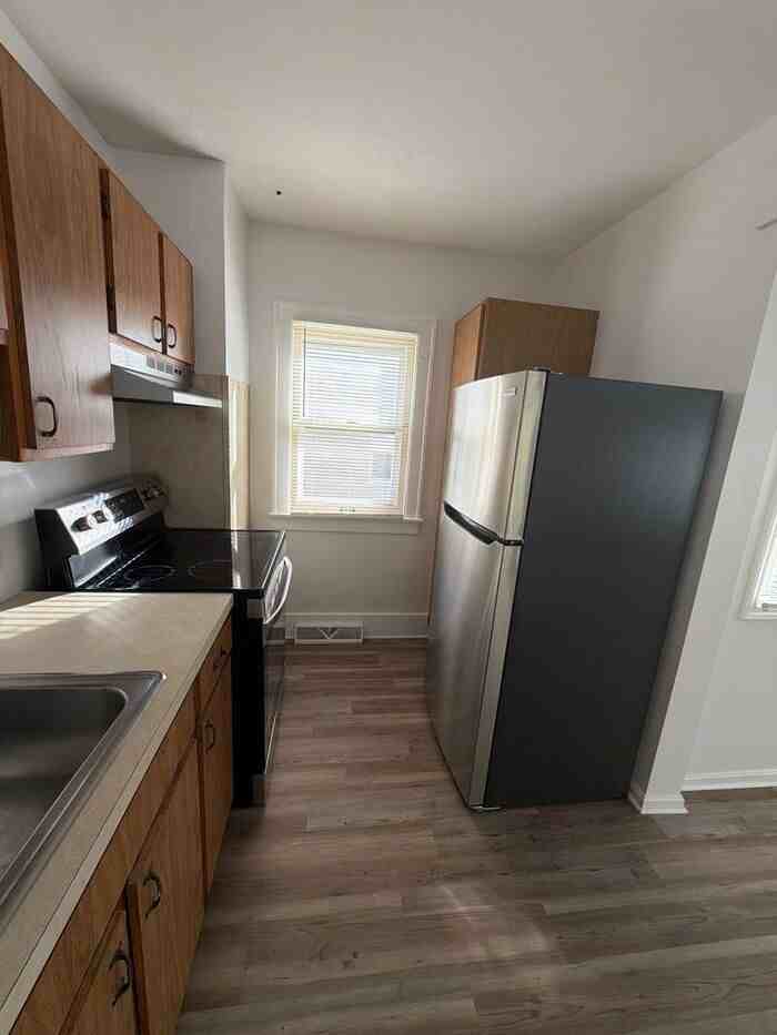 780 Northfield Rd - Photo 6 of 14