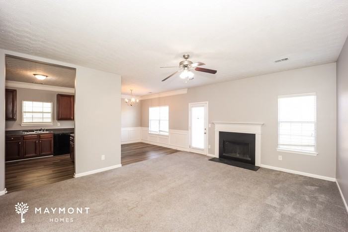 11189 James Madison Dr - Photo 5 of 13