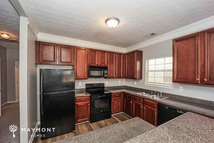 11189 James Madison Dr - Photo 6 of 13