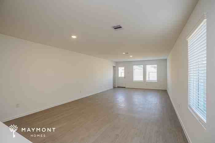 3081 Fantasy Terrace Dr - Photo 6 of 27