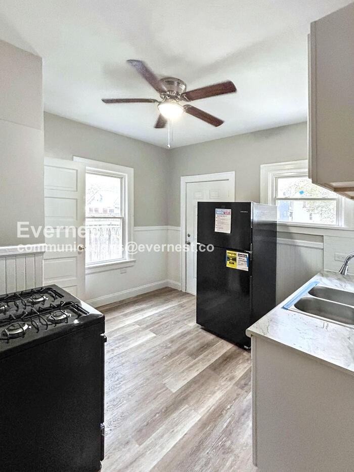 1334 West 89th Street #1 - Photo 5 of 17