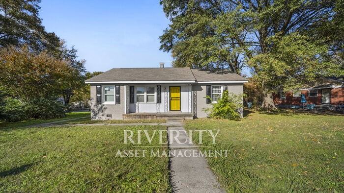 1290 Dellwood Avenue