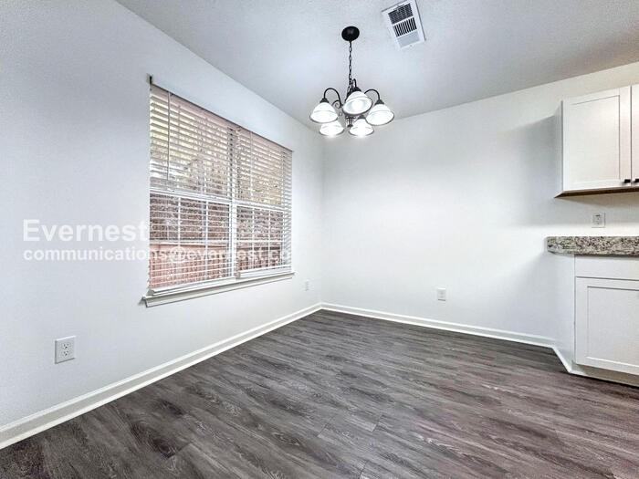 3136 Lower Creek Dr - Photo 5 of 26