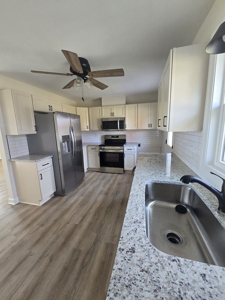 361 Baugh Ln Ne #3 - Photo 3 of 14