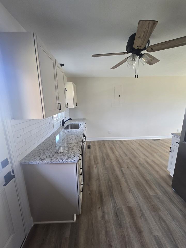 361 Baugh Ln Ne #3 - Photo 6 of 14