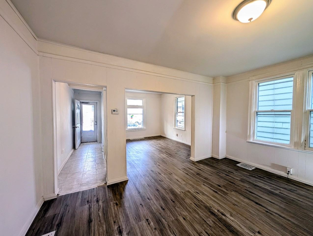 416 Guilford Ave - Photo 7 of 20