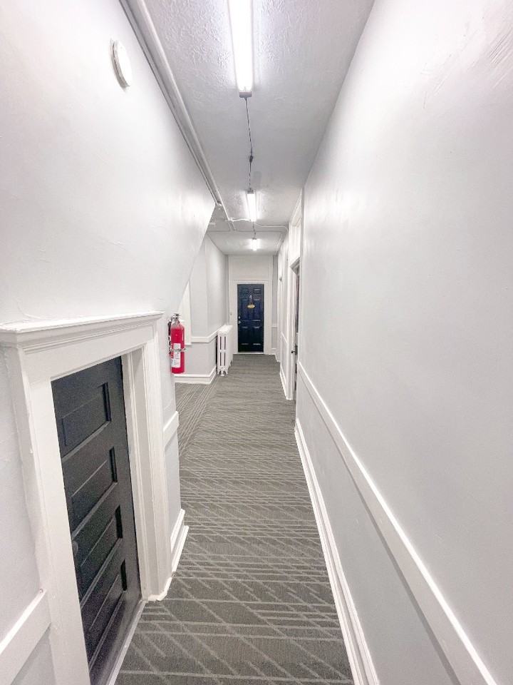 601 Main St - Photo 6 of 25