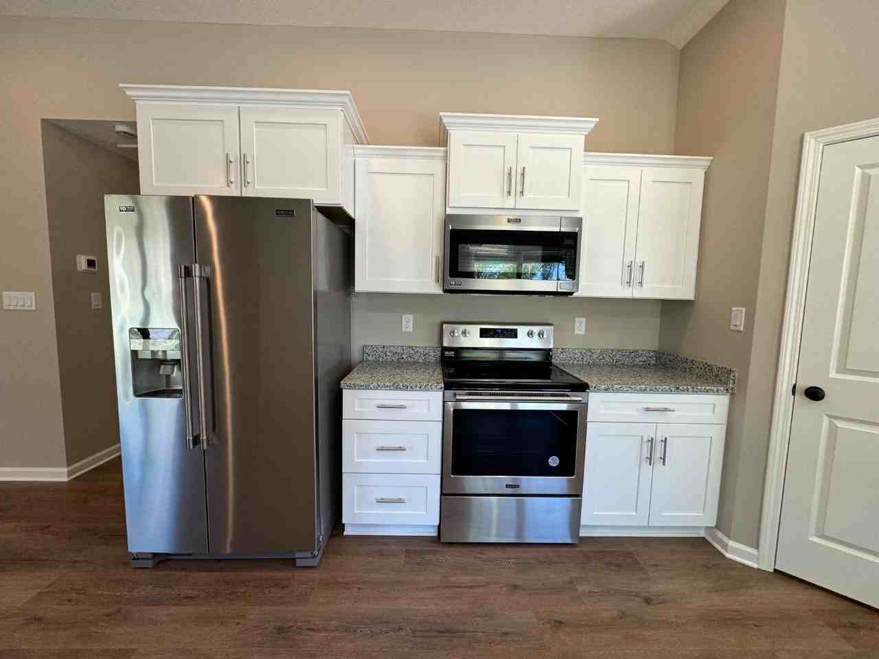 2508 Vine St - Photo 2 of 10