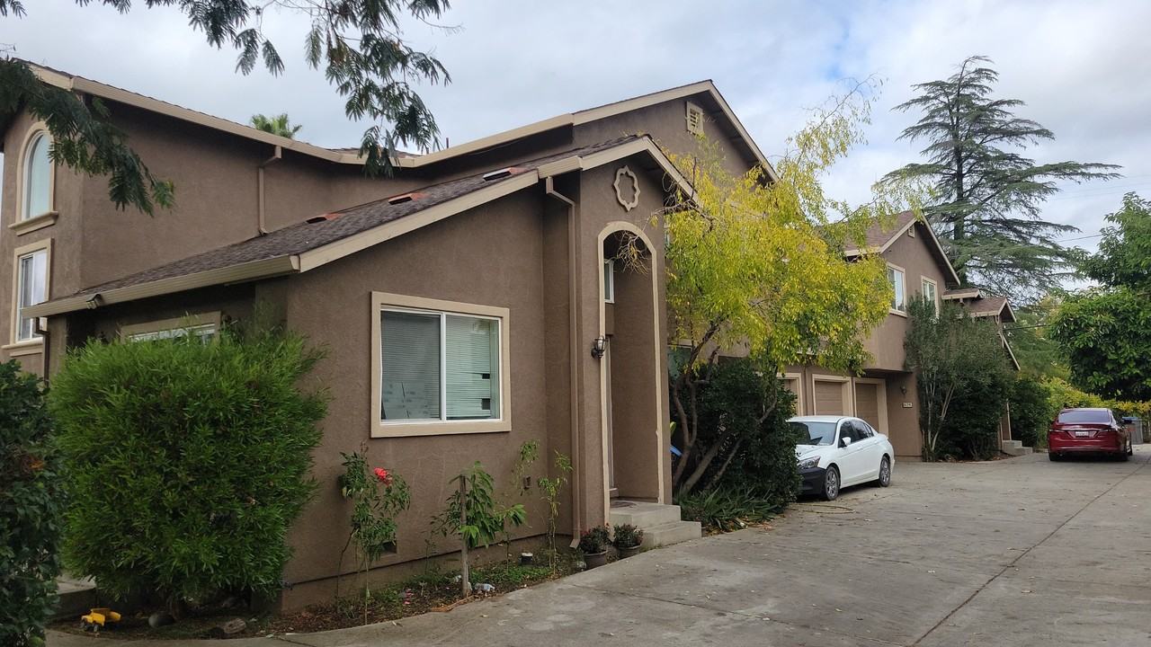 26336 Capay St - Photo 2 of 18