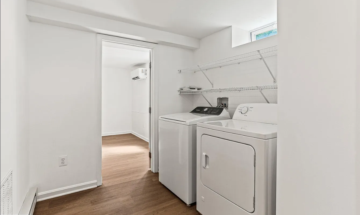 3194 Saint Johns Ln #NA - Photo 5 of 5