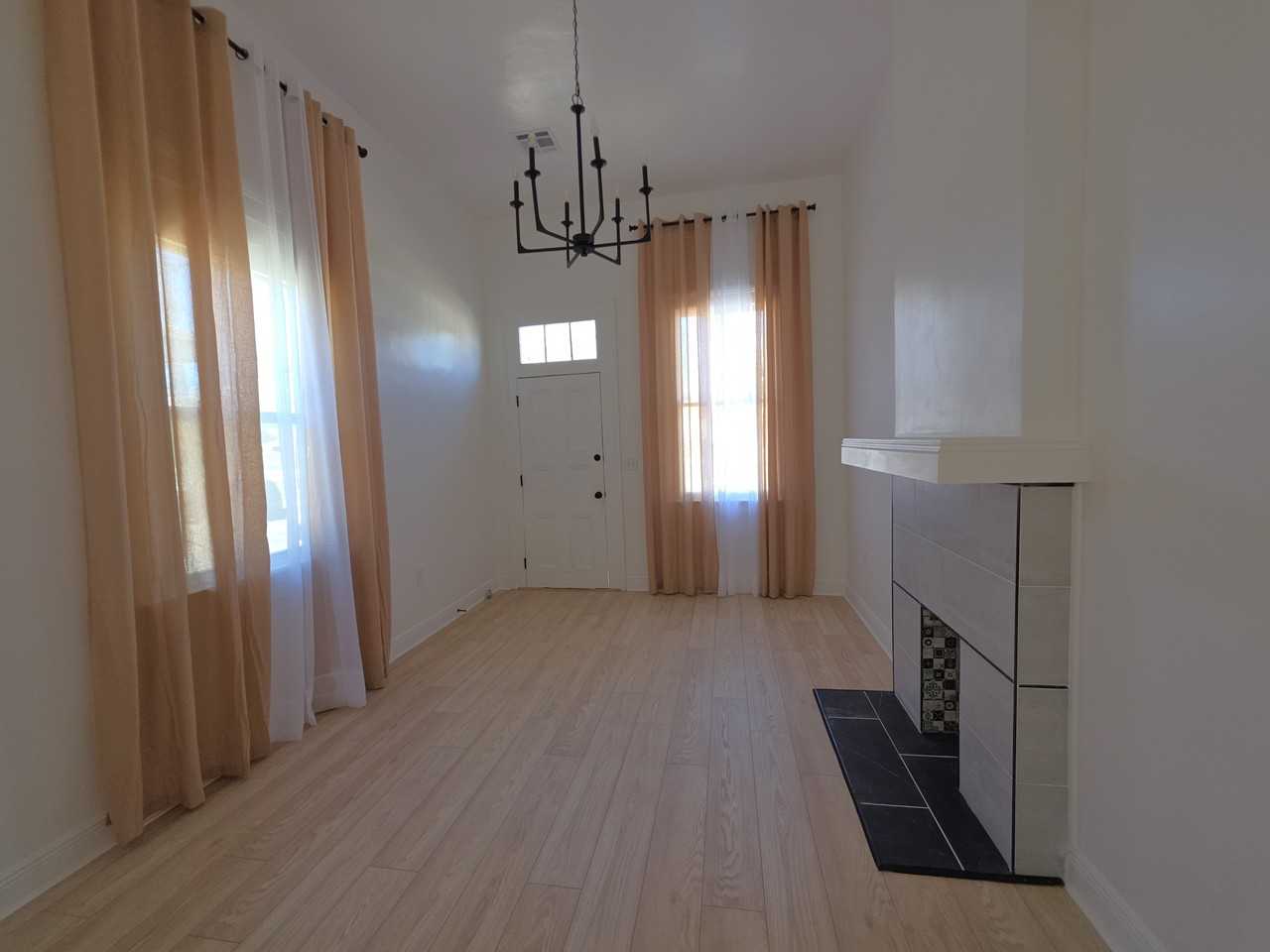 2534 Cleveland Ave #2534 - Photo 3 of 17