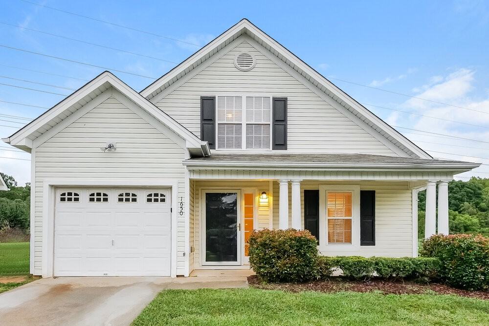 1650 Sandersted Village Cir - Photo 2 of 17