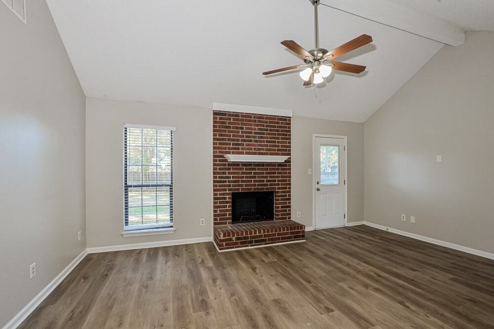 6659 Ashland Dr - Photo 6 of 16