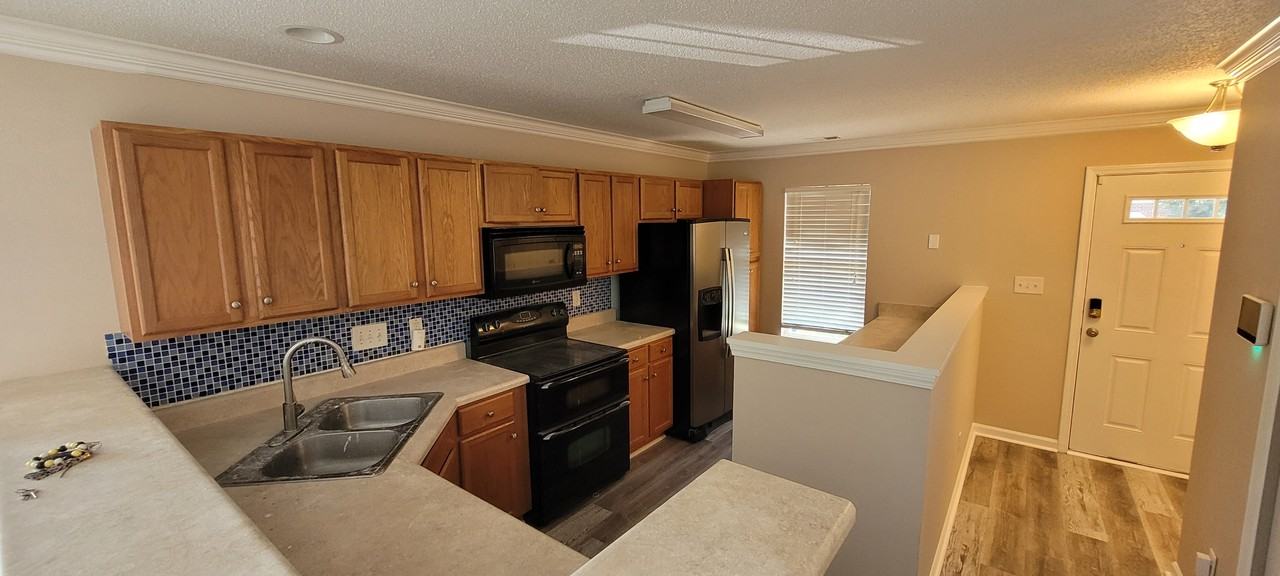 5610 Harbor House Dr #5610 - Photo 2 of 12