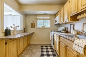 featured image of 13322 Hunter Hill Drive