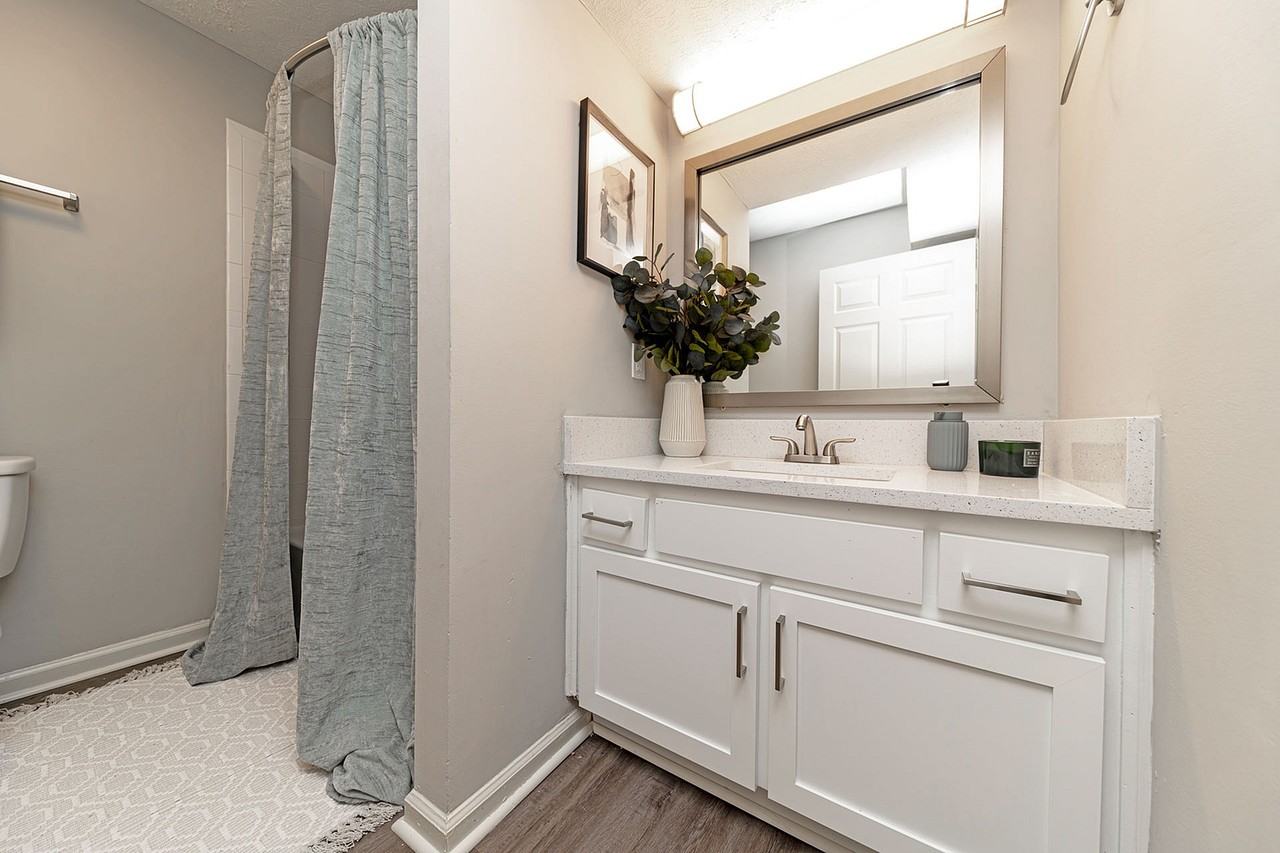 Vetra Providence - Photo 6 of 28