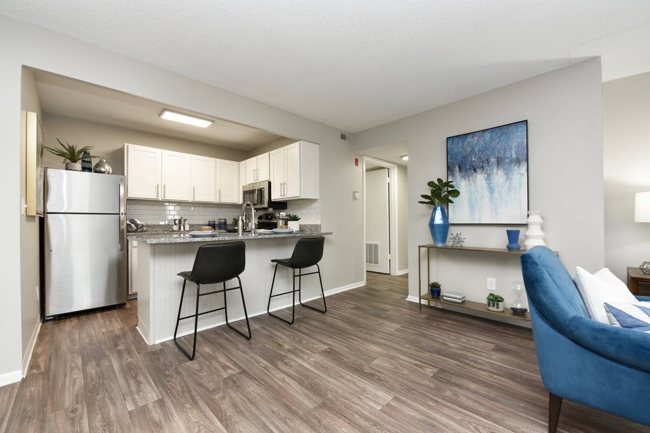 Alden - Photo 3 of 31