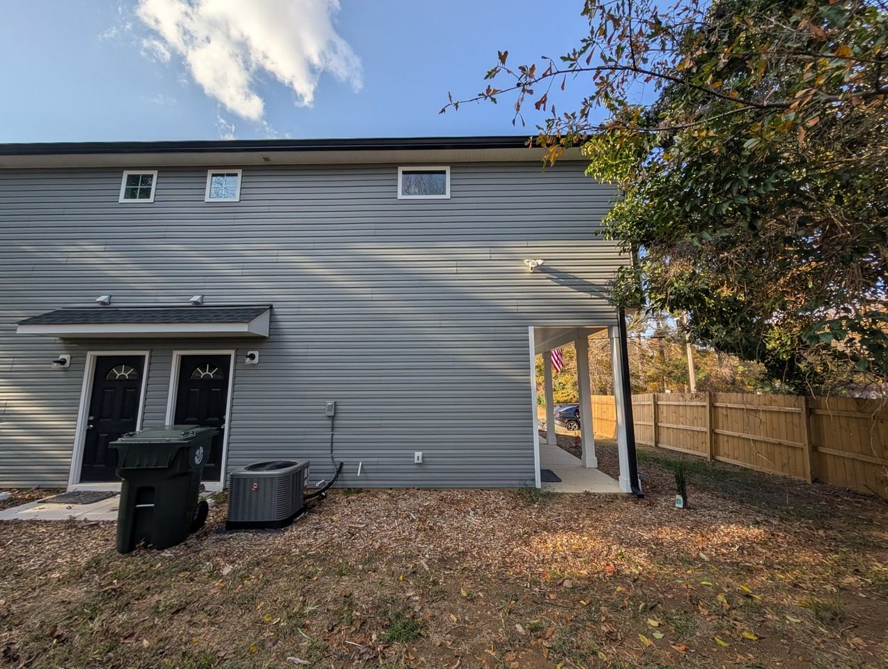 102 Mobley St - Photo 5 of 50