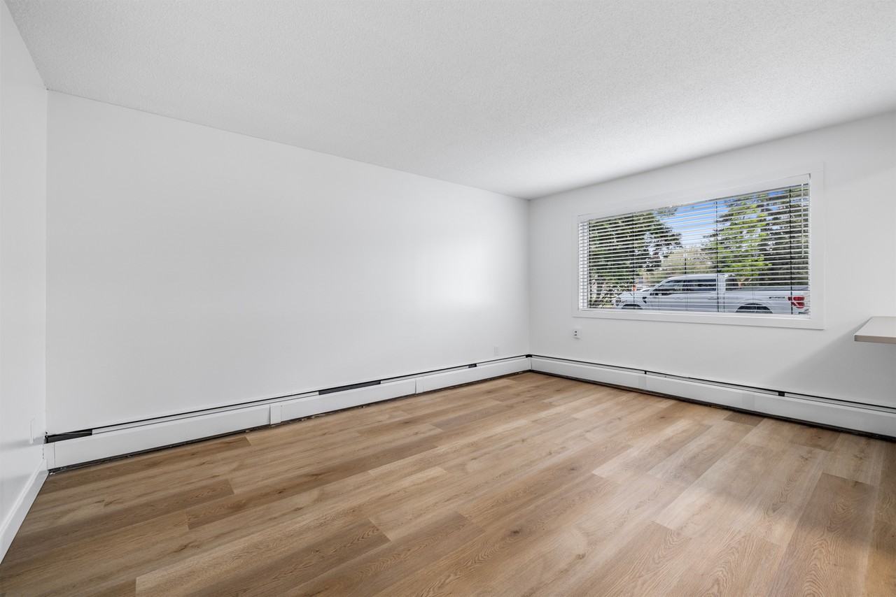 2242 - 2242 Scarth St #1 - Photo 4 of 21