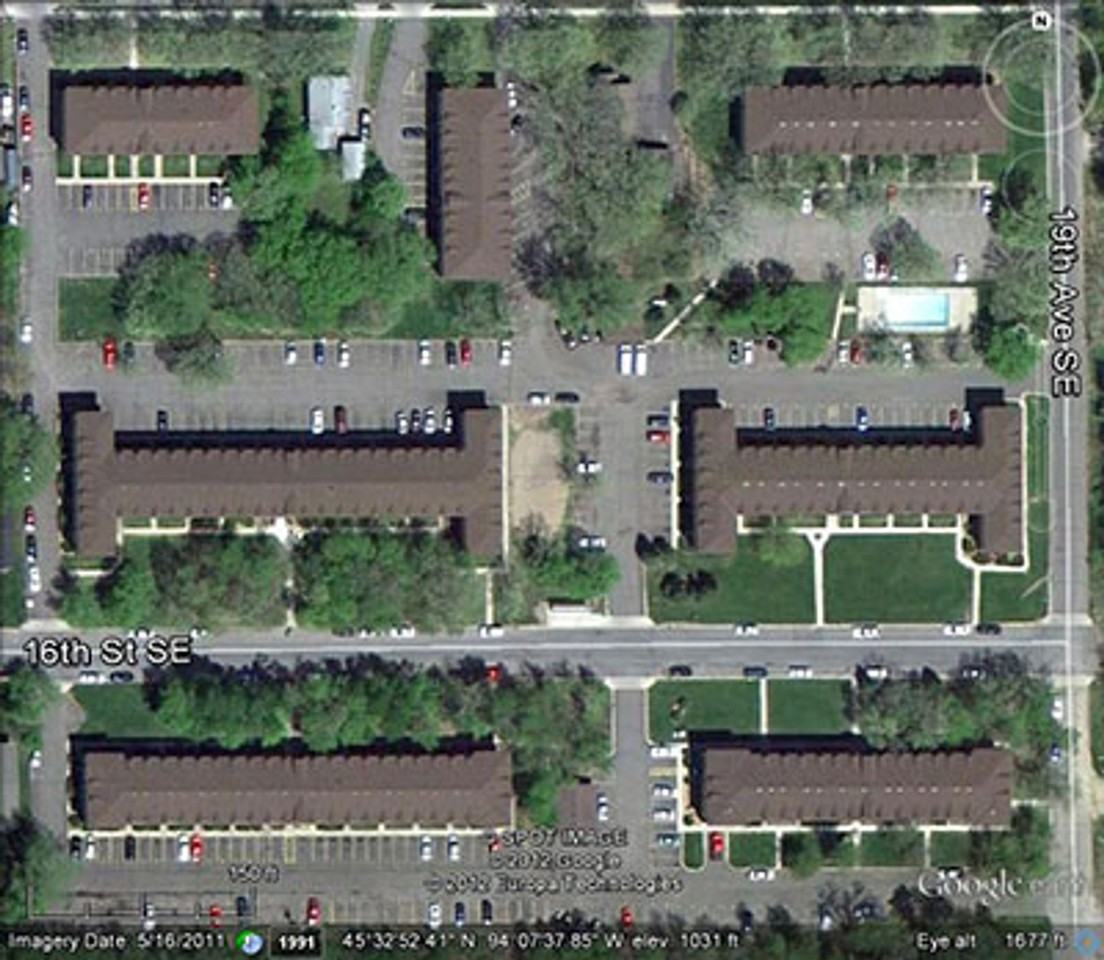 Wildwood Townhomes - Photo 4 of 15