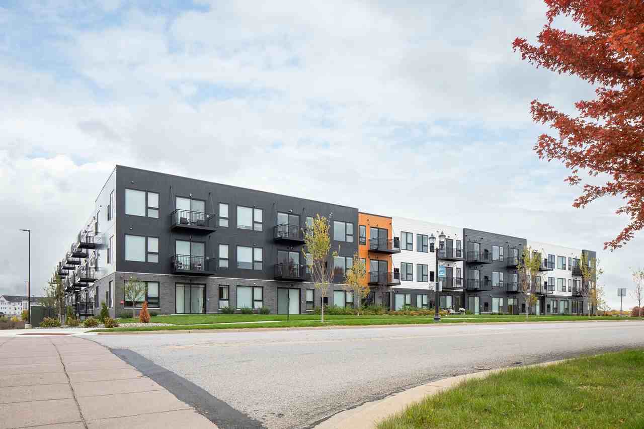 The Dylan Apartments - Photo 3 of 50