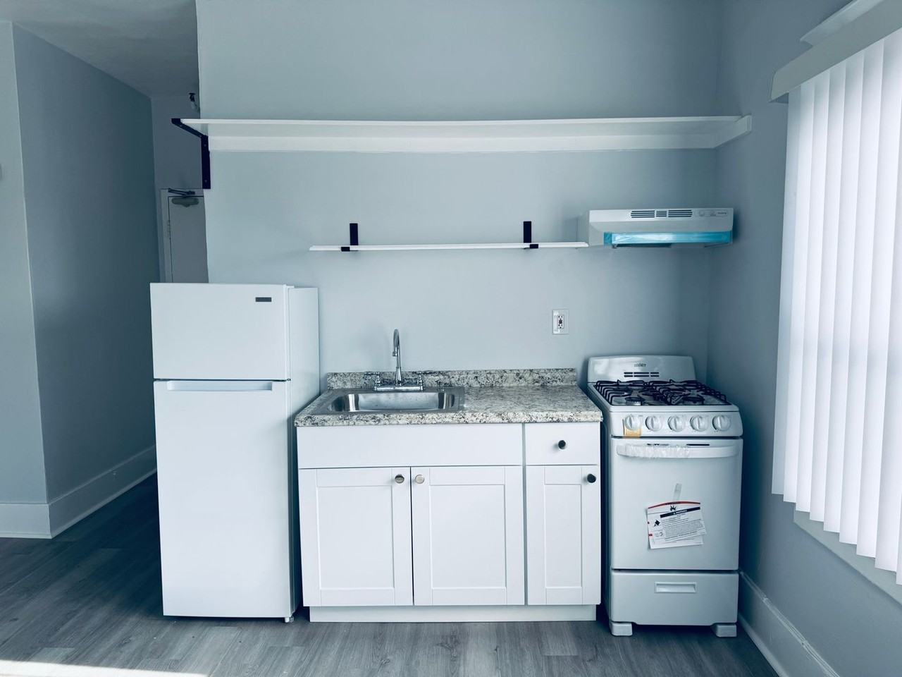 1350 4th - Photo 6 of 16