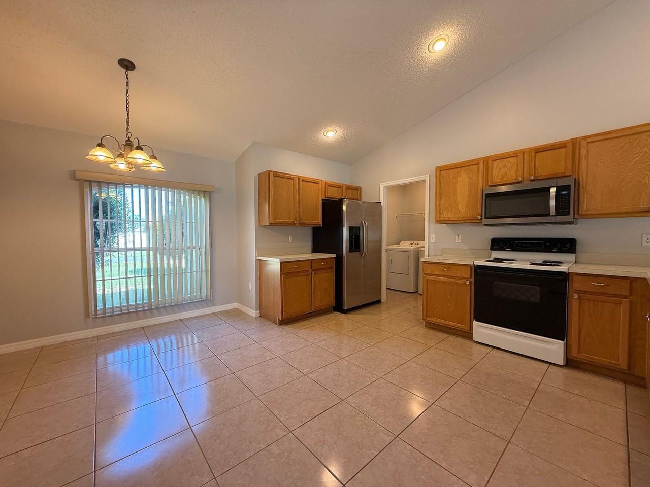 207 Cranbrook Drive - Photo 3 of 27