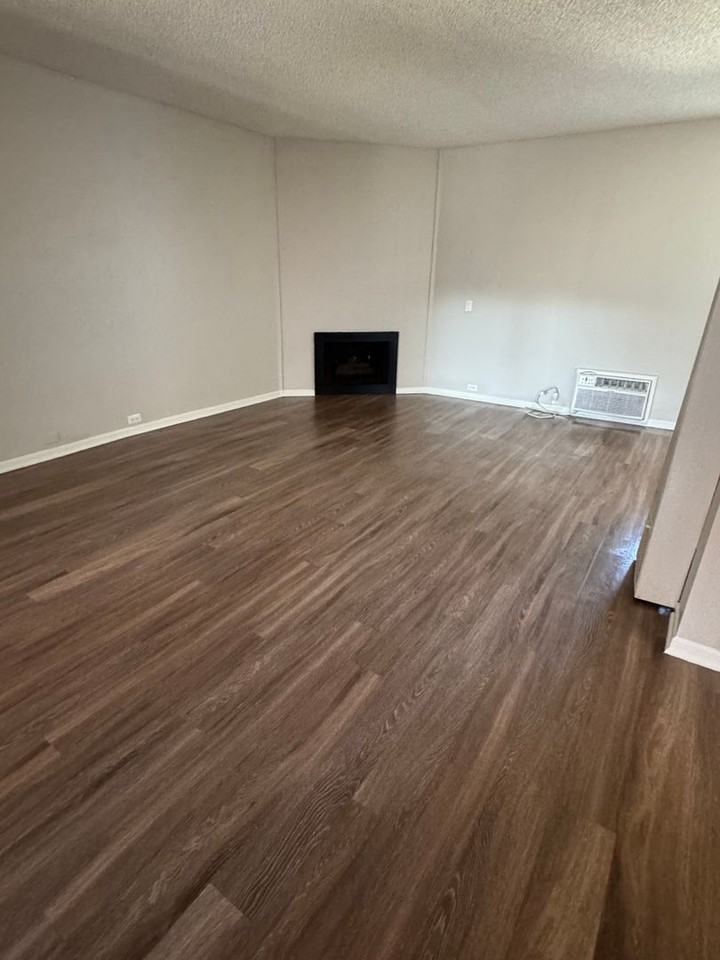 134 - Woodstone Village - Photo 4 of 30