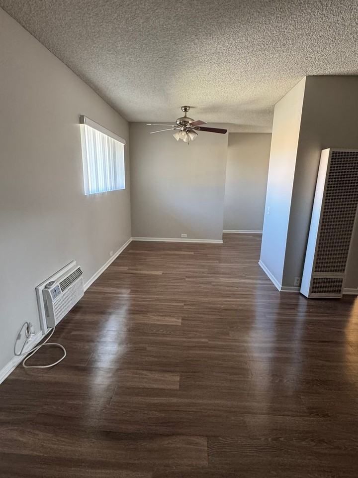 134 - Woodstone Village - Photo 6 of 30