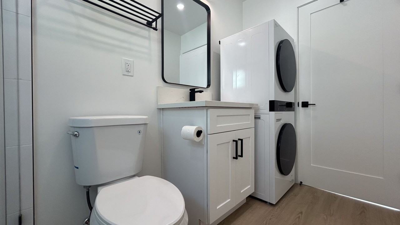 Brand New Apartments on Cleveland Ave in Highly - Photo 5 of 6