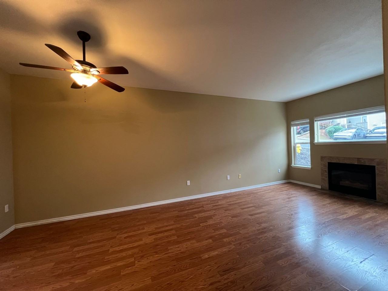 1538 Madelyn Avenue Southeast - Photo 5 of 27