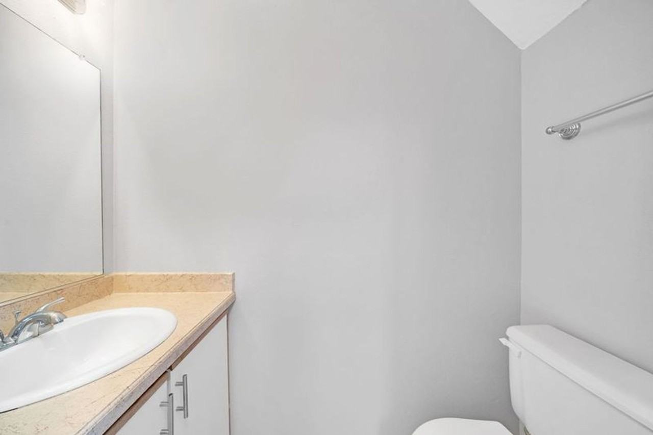 Modern Comfort Meets East Portland Charm - Photo 5 of 22