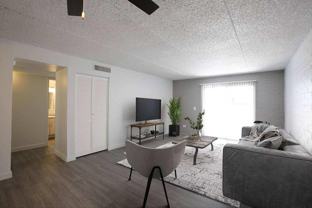 1475 W Wilmot Road - Photo 1 of 1