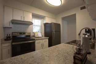 1475 W Wilmot Road - Photo 1 of 1