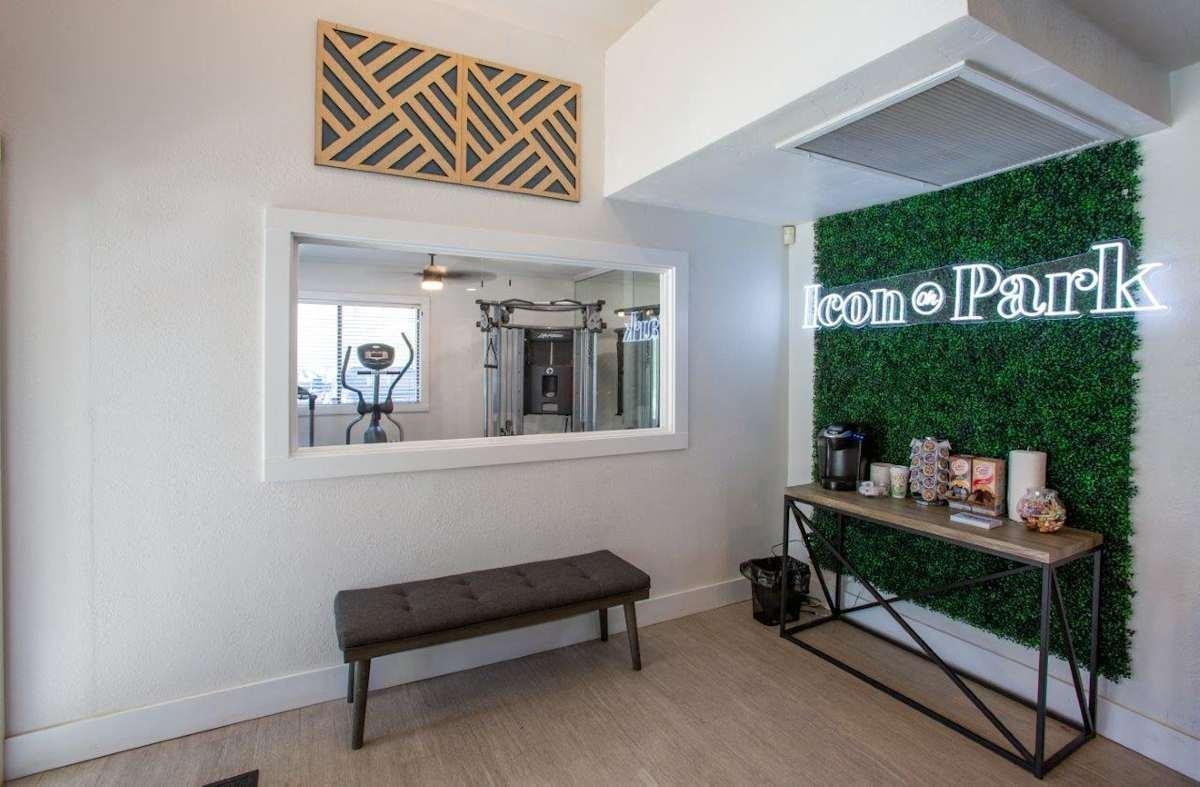 5650 S Park Ave - Photo 2 of 17