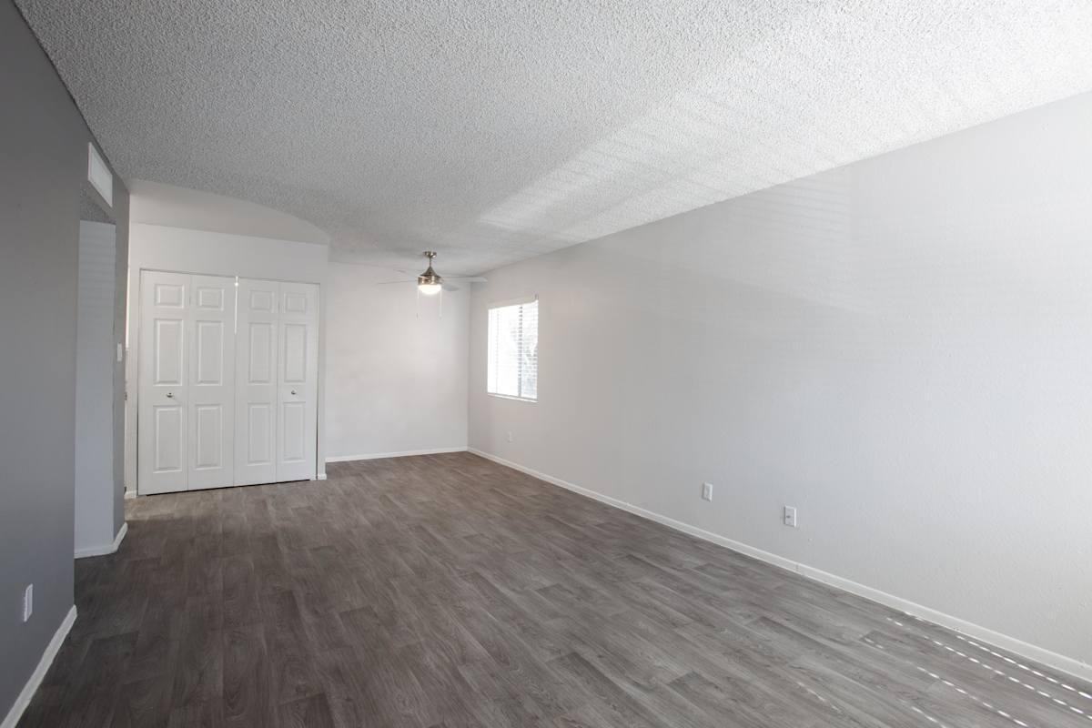 6201 E Pima St - Photo 4 of 29