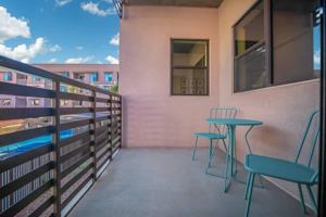 featured image of 800 N Country Club Rd