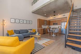 800 N Country Club Rd - Photo 1 of 1